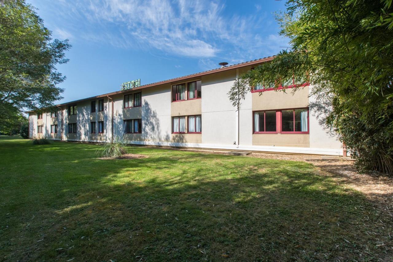 Logis Hotel Restaurant Solenca Nogaro Εξωτερικό φωτογραφία